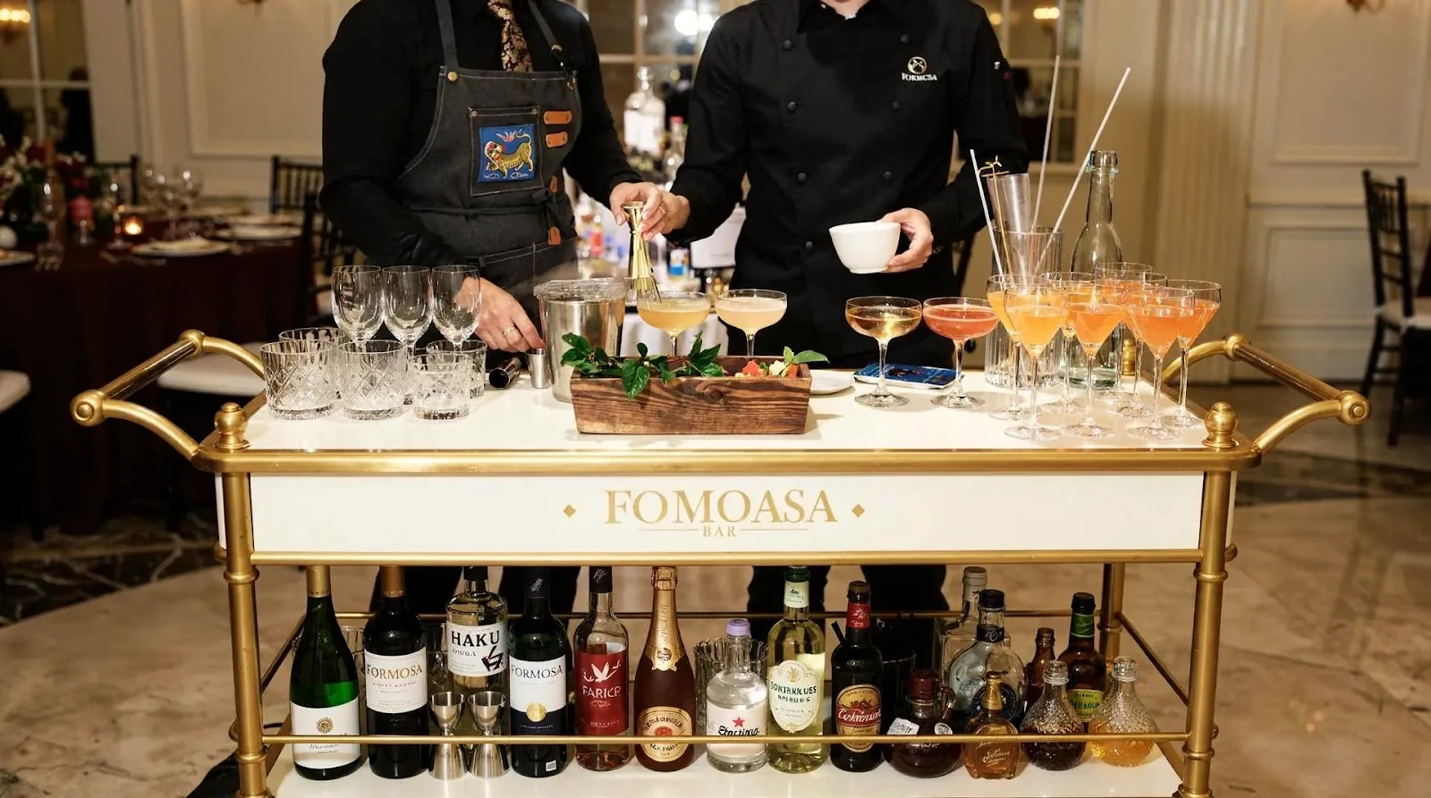 Mobile bar package comparison pricing factors for Savannah GA events